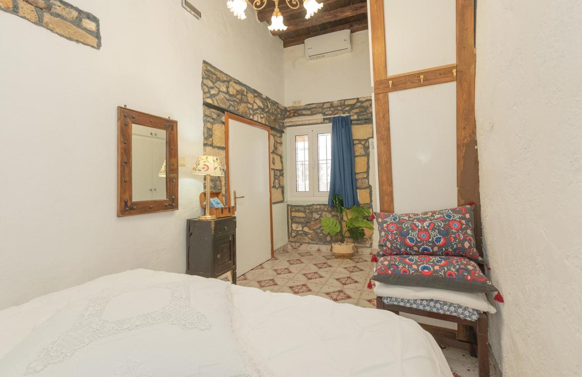 Philoxenia Traditional House Apartment